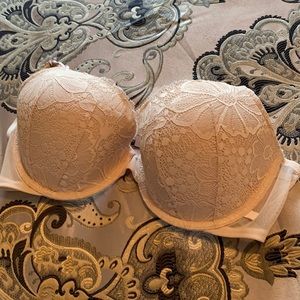 Victoria’s Secret bra